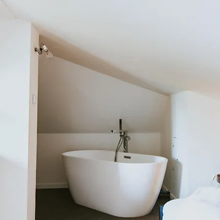 La Vague - Acces Piscine *